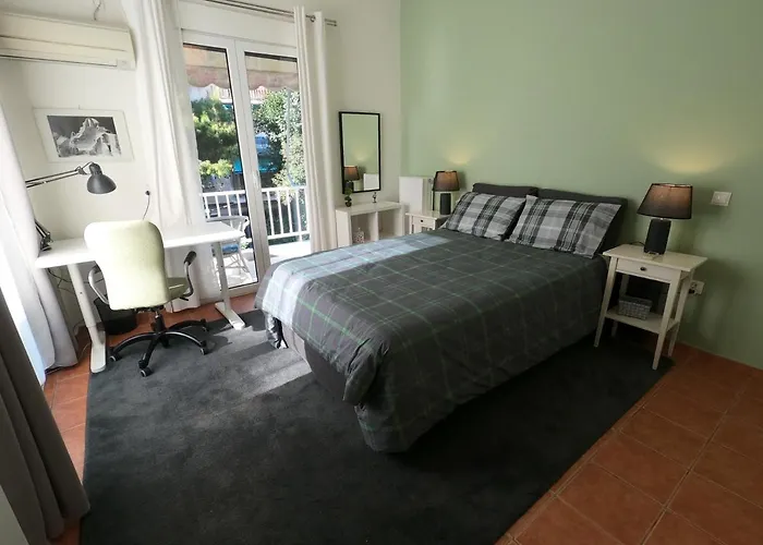 Park View Apartment Near Panormou
